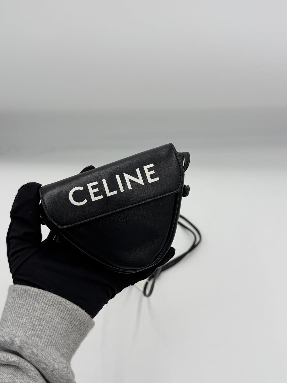 Celine Mini Triangle Pouch Shoulder - Picture 5 of 7